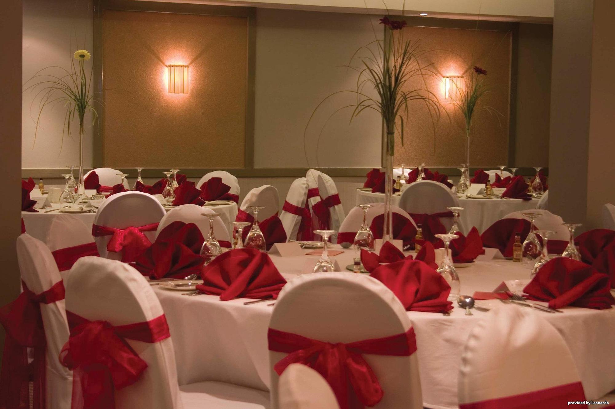 Buchanan Arms Hotel & Leisure, Sure Hotel Collection دريمن المطعم الصورة